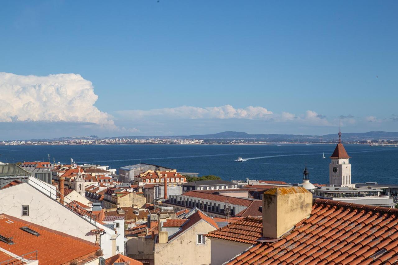 Casa de férias Joivy Big 6br House With Terrace In Santa Catarina Lisboa